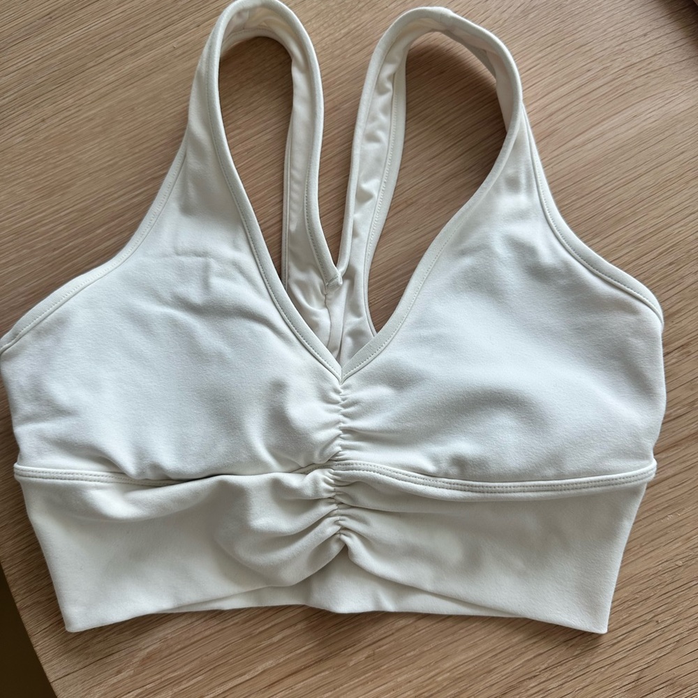 ALO Wild Thing Bra / Ivory / S